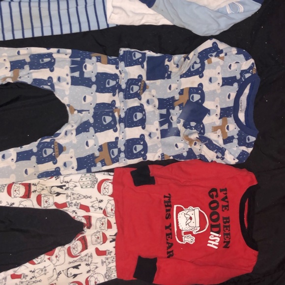 Boys Pyjamas 18months - Picture 5 of 8